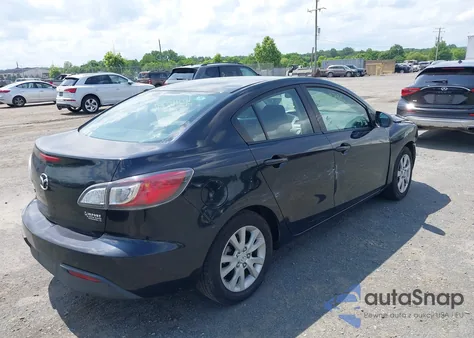 2010 Mazda Mazda3 I Touring z USA, uszkodzony, nr VIN JM1BL1SG3A1177735
